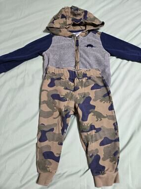 Carter's 18 months boys camo jogger and jacket 2 piece set